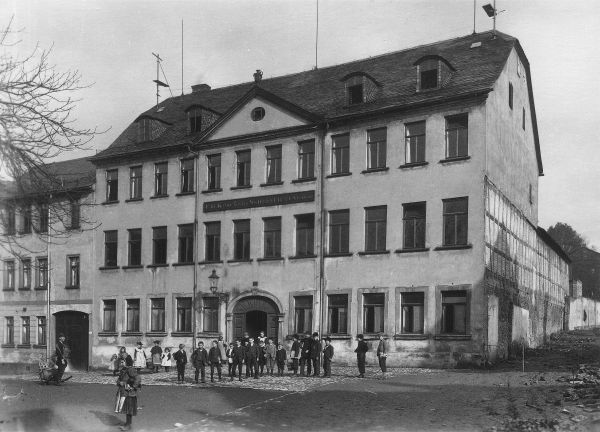 Oberschule am Grünsplatz 1902 vor dem Brand von Machts Haus 1906